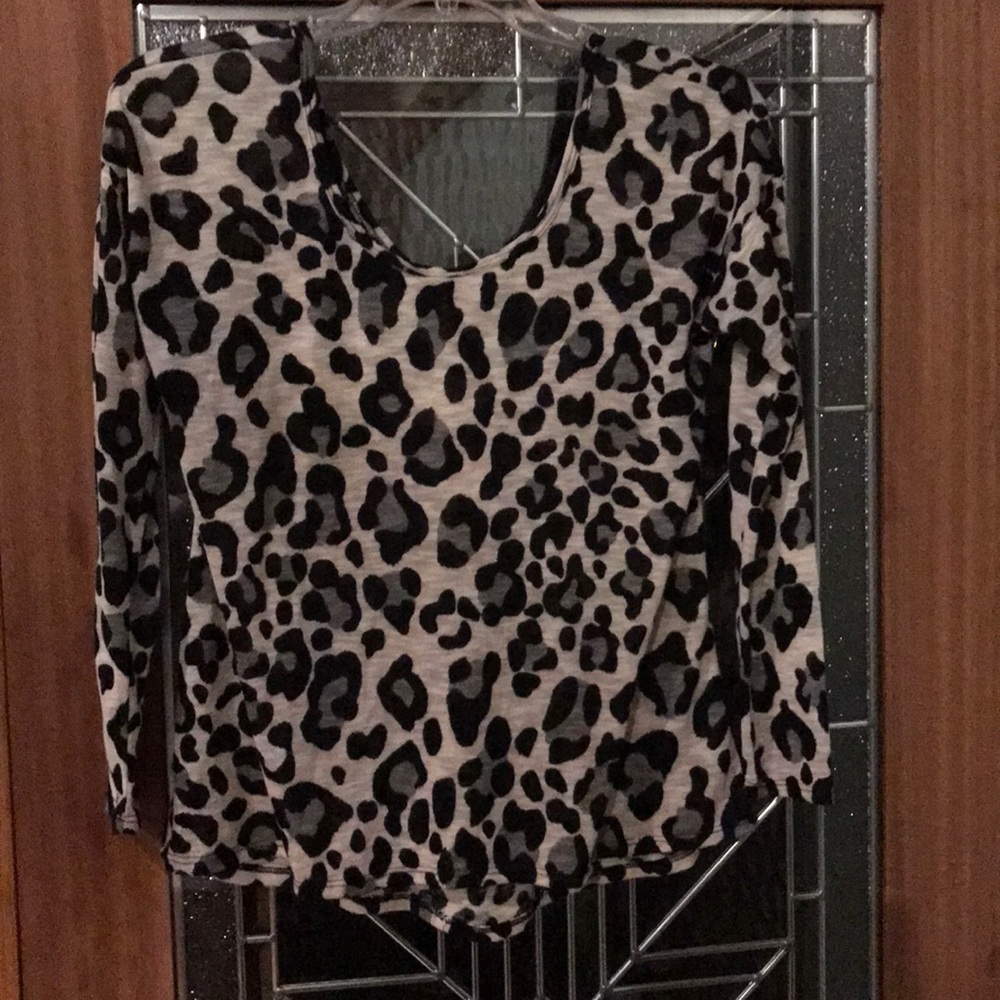 Mm mm mm cheetah print top